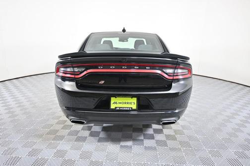 Pitch Black Clearcoat 2018 Dodge Charger GT