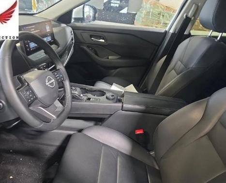 Everest White Pearl 2025 Nissan Rogue SL