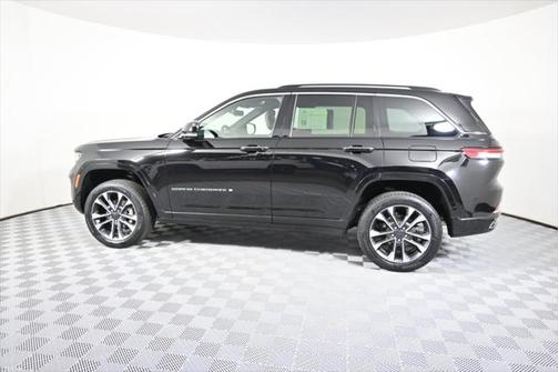 2022 Jeep Grand Cherokee Overland
