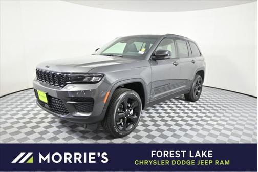 2025 Jeep Grand Cherokee Laredo