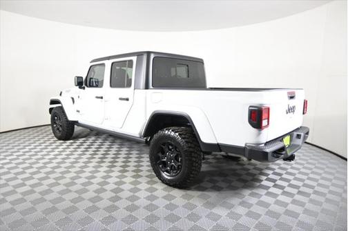 2023 Jeep Gladiator Willys 4x4