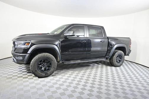 Diamond Black Crystal Pearlcoat 2022 RAM 1500 TRX