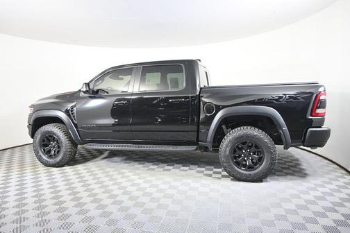 Diamond Black Crystal Pearlcoat 2022 RAM 1500 TRX
