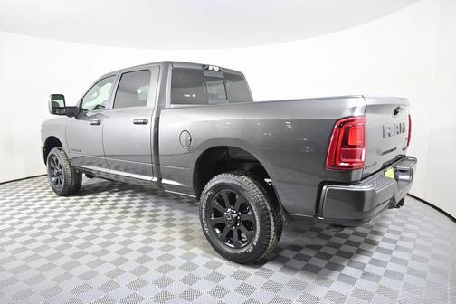 2026 RAM 3500 Big Horn Crew Cab 4x4 6'4' Box