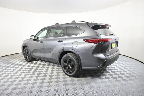 2021 Toyota Highlander L