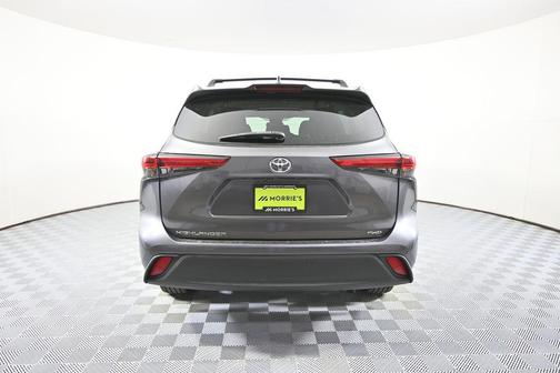 2021 Toyota Highlander L