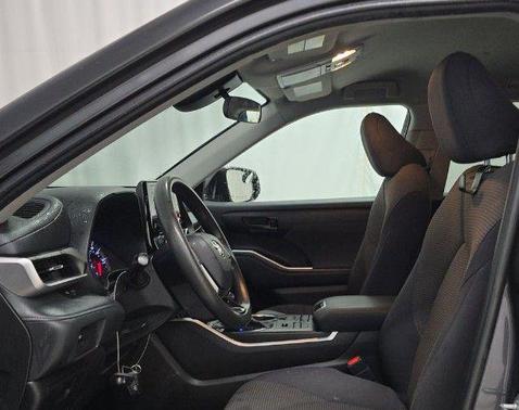 2021 Toyota Highlander L