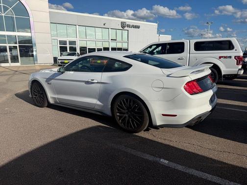 Oxford White 2020 Ford Mustang GT Premium