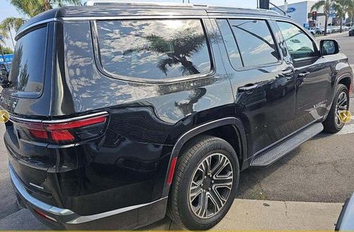 2022 Jeep Wagoneer Series III 4x4