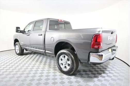 2025 RAM 3500 Big Horn Crew Cab 4x4 6'4' Box