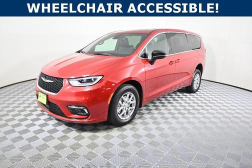 2025 Chrysler Pacifica L