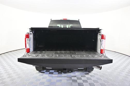 INGOT SILVER METALLIC 2019 Ford F-250 XLT