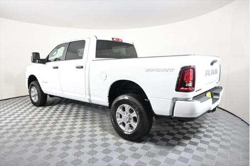 2025 RAM 2500 Big Horn Crew Cab 4x4 6'4' Box
