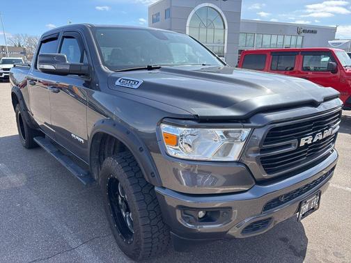 Granite Crystal Metallic Clearcoat 2019 RAM 1500 Big Horn