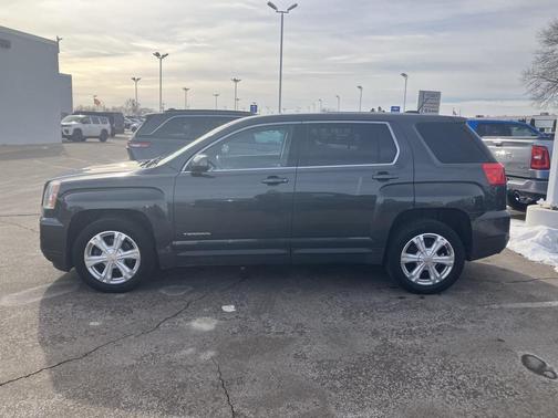 2017 GMC Terrain SLE-1