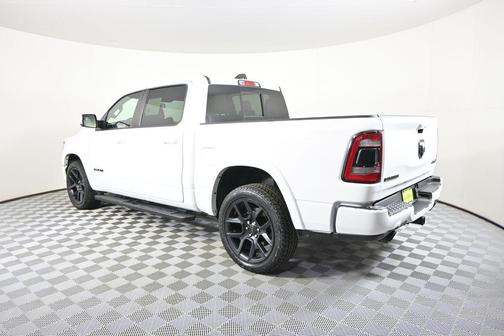 Bright White Clearcoat 2020 RAM 1500 Laramie