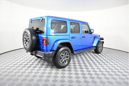 2025 Jeep Wrangler 4-Door Sahara 4x4