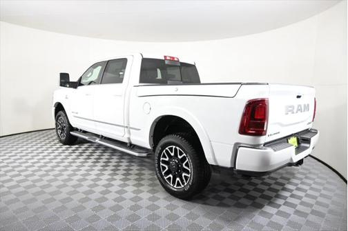 2025 RAM 3500 Limited Crew Cab 4x4 6'4' Box