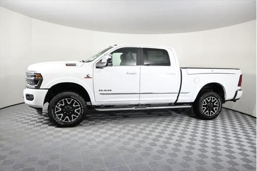 2025 RAM 3500 Limited Crew Cab 4x4 6'4' Box
