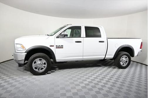 2017 RAM 3500 Tradesman Crew Cab 4x4 6'4' Box
