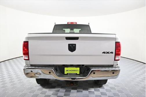 2017 RAM 3500 Tradesman Crew Cab 4x4 6'4' Box