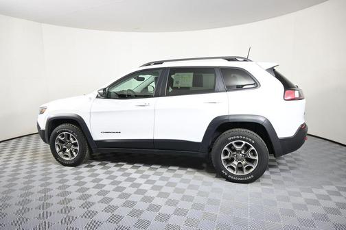 Bright White Clearcoat 2020 Jeep Cherokee Trailhawk