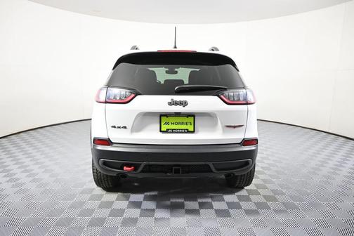 Bright White Clearcoat 2020 Jeep Cherokee Trailhawk