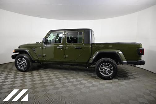 2024 Jeep Gladiator Sport S