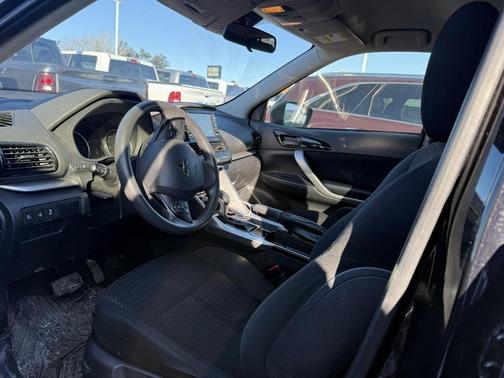 2022 Mitsubishi Eclipse Cross ES