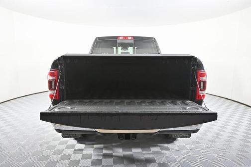 2022 RAM 2500 Laramie Crew Cab 4x4 6'4' Box