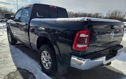 2022 RAM 2500 Laramie Crew Cab 4x4 6'4' Box
