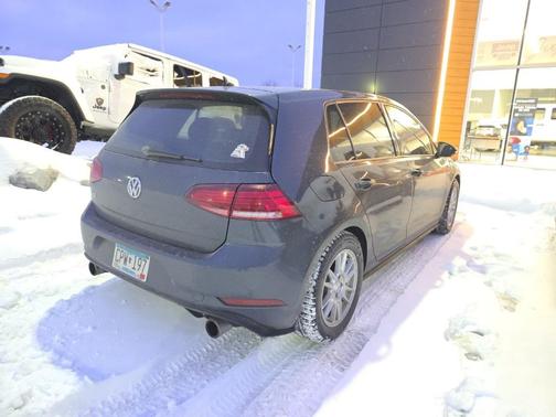 2018 Volkswagen Golf GTI 2.0T S 4-Door