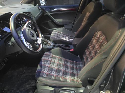 2018 Volkswagen Golf GTI 2.0T S 4-Door