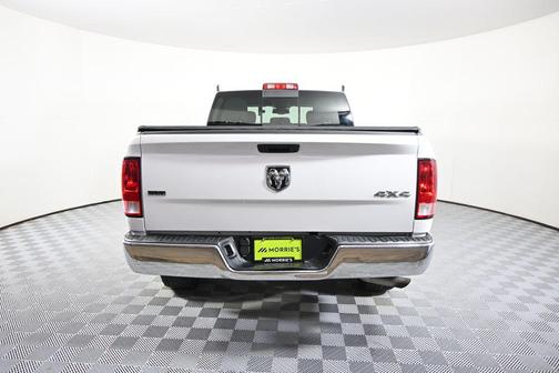 Bright White Clearcoat 2020 RAM 1500 Classic SLT