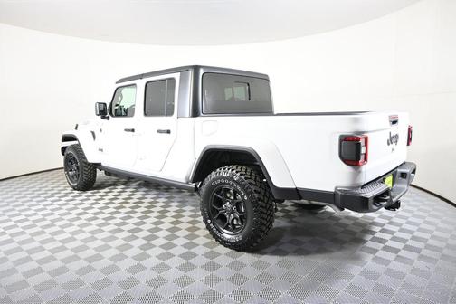 2026 Jeep Gladiator Willys 4x4