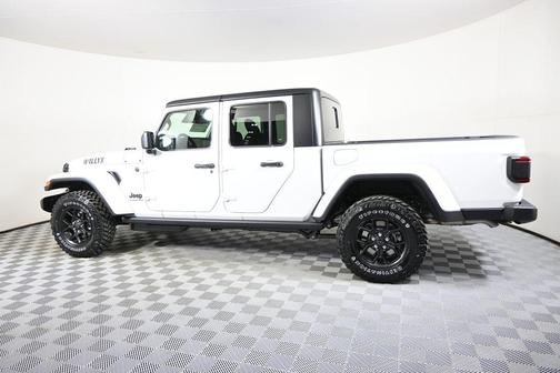 2026 Jeep Gladiator Willys 4x4