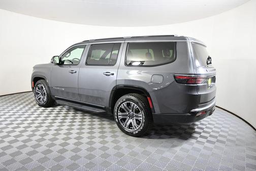 Baltic Gray Metallic Clearcoat 2024 Jeep Wagoneer Series II 4x4