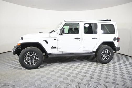2026 Jeep Wrangler 4-Door Sahara 4x4