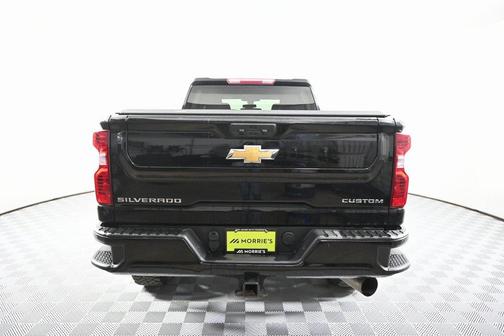 2022 Chevrolet Silverado 2500 Custom