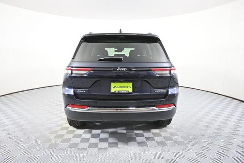 Midnight Sky 2023 Jeep Grand Cherokee Limited