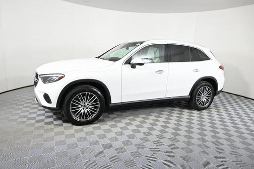 2026 Mercedes-Benz GLC 300 4MATIC