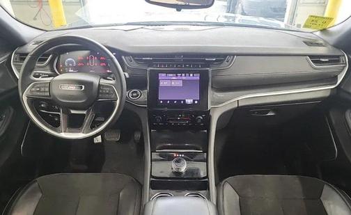 2022 Jeep Grand Cherokee Altitude