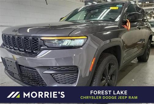 2022 Jeep Grand Cherokee Altitude