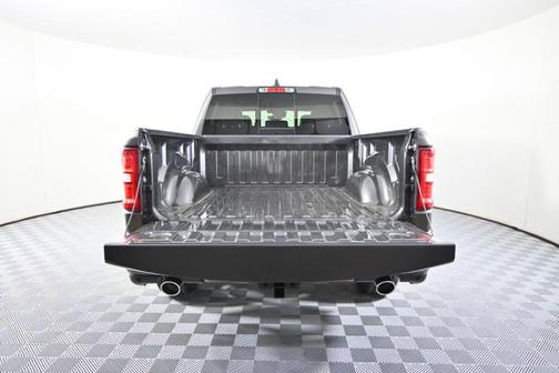 Granite Crystal Metallic Clearcoat 2025 RAM 1500 Laramie
