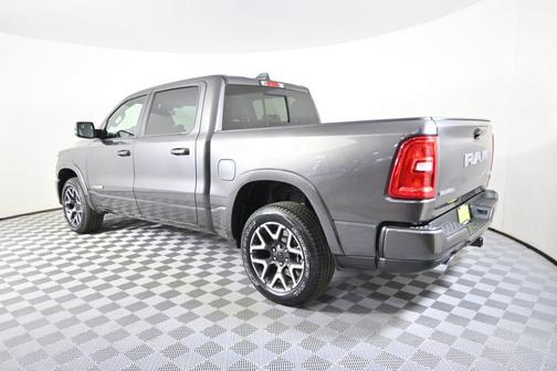 Granite Crystal Metallic Clearcoat 2025 RAM 1500 Laramie