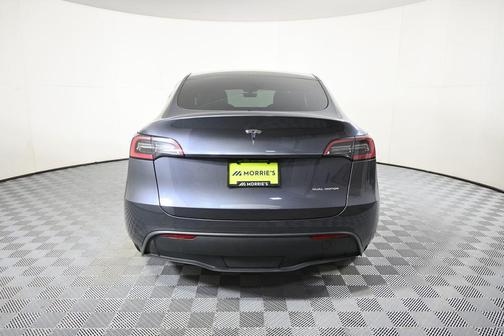 Midnight Silver Metallic 2023 Tesla Model Y Long Range Dual Motor All-Wheel Drive