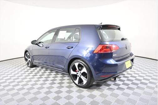 2017 Volkswagen Golf GTI 2.0T S 4-Door