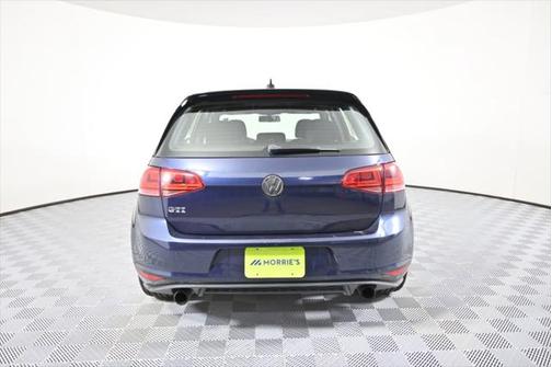 2017 Volkswagen Golf GTI 2.0T S 4-Door
