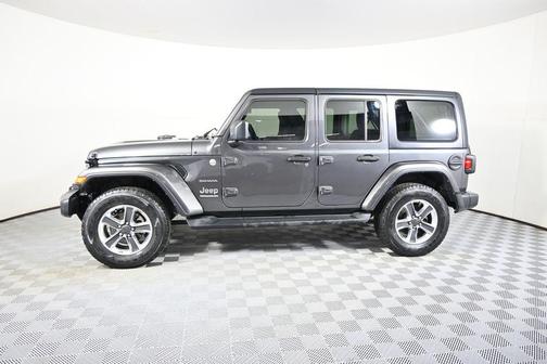 Granite Crystal Metallic 2023 Jeep Wrangler 4-Door Sahara