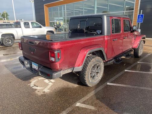 2022 Jeep Gladiator Sport